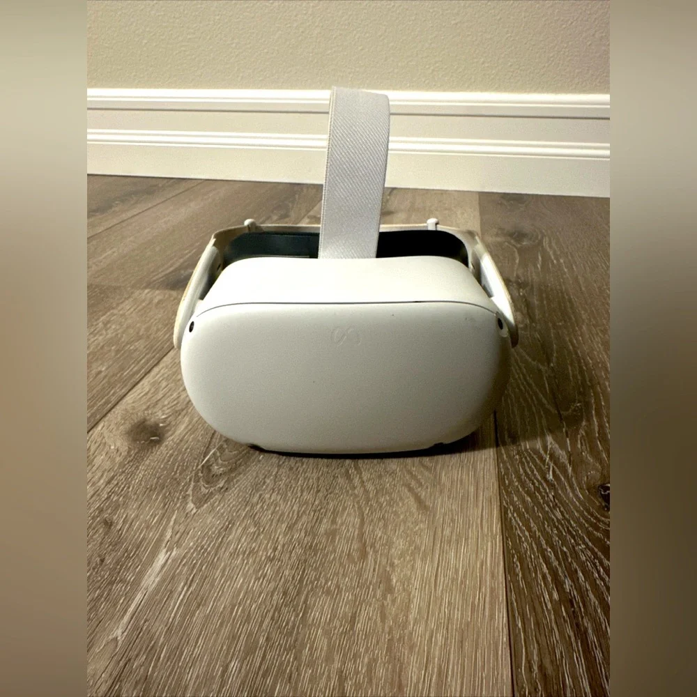 Meta Oculus Quest 2 256GB Multiple Games Included (READ DESCRIPTION)
